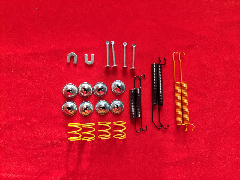 H17378  Brake drum kit