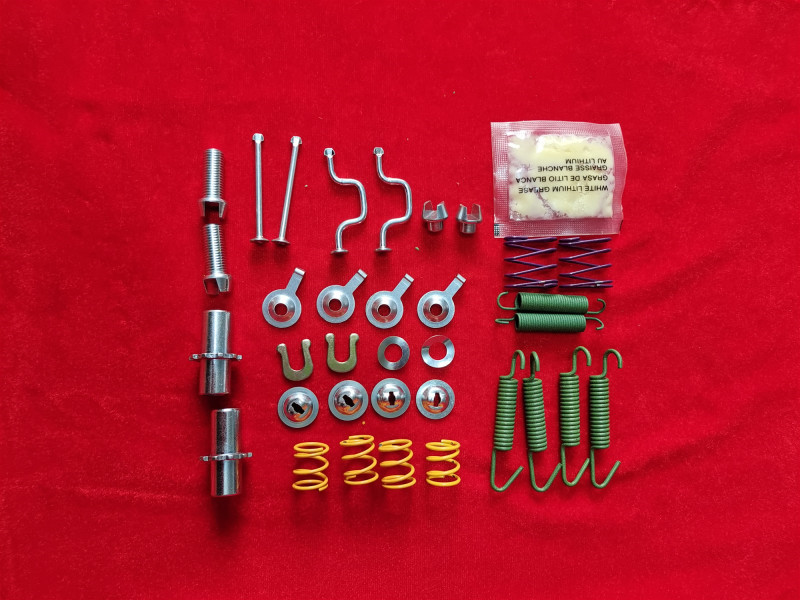 H17393  Brake drum kit