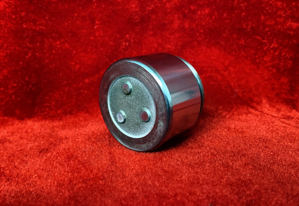 YY08 brake caliper piston (2)