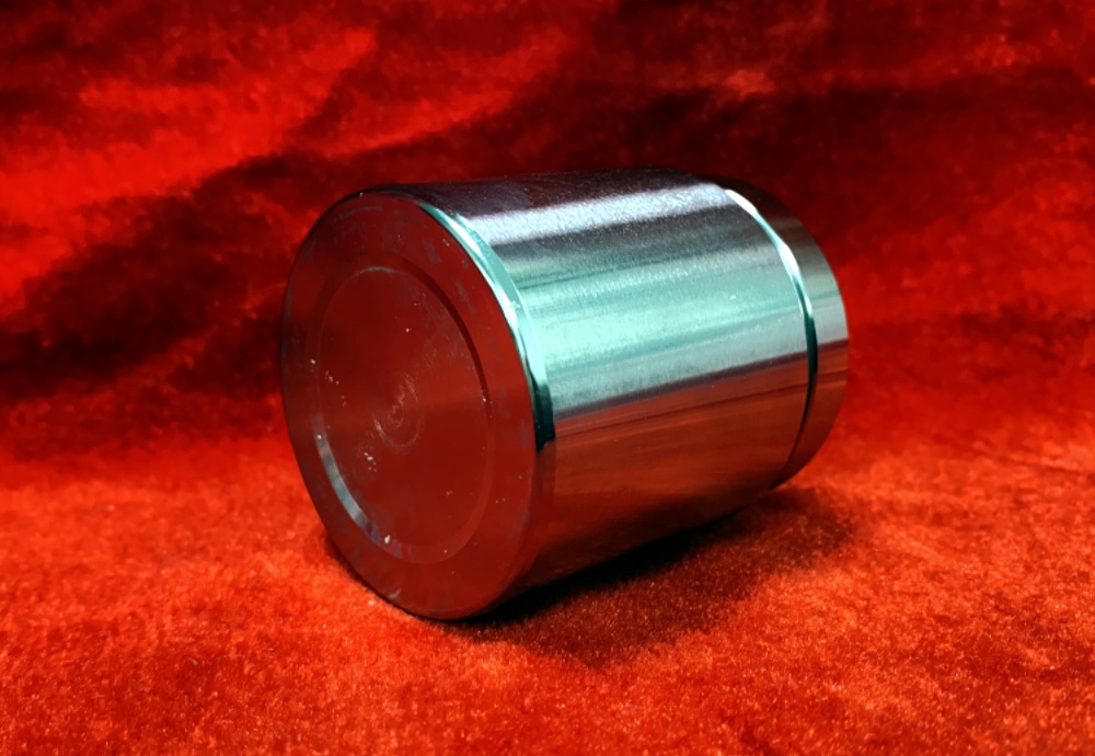 YYI0328 brake caliper piston