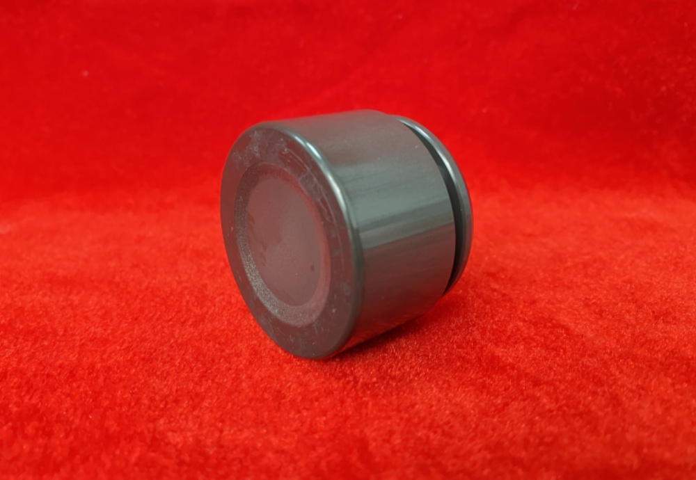 YYI0379 brake caliper piston